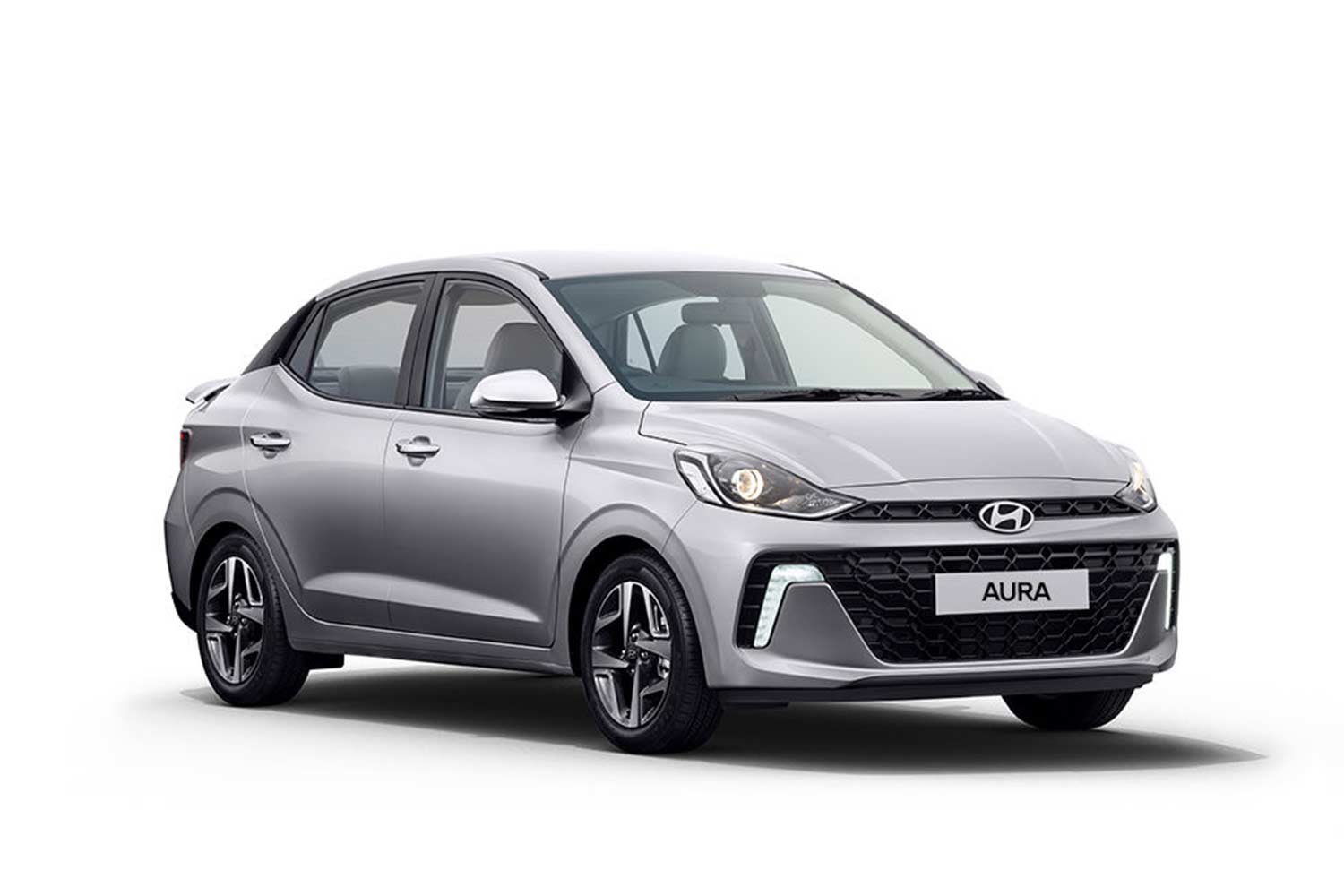 2023 Hyundai Aura Front Right