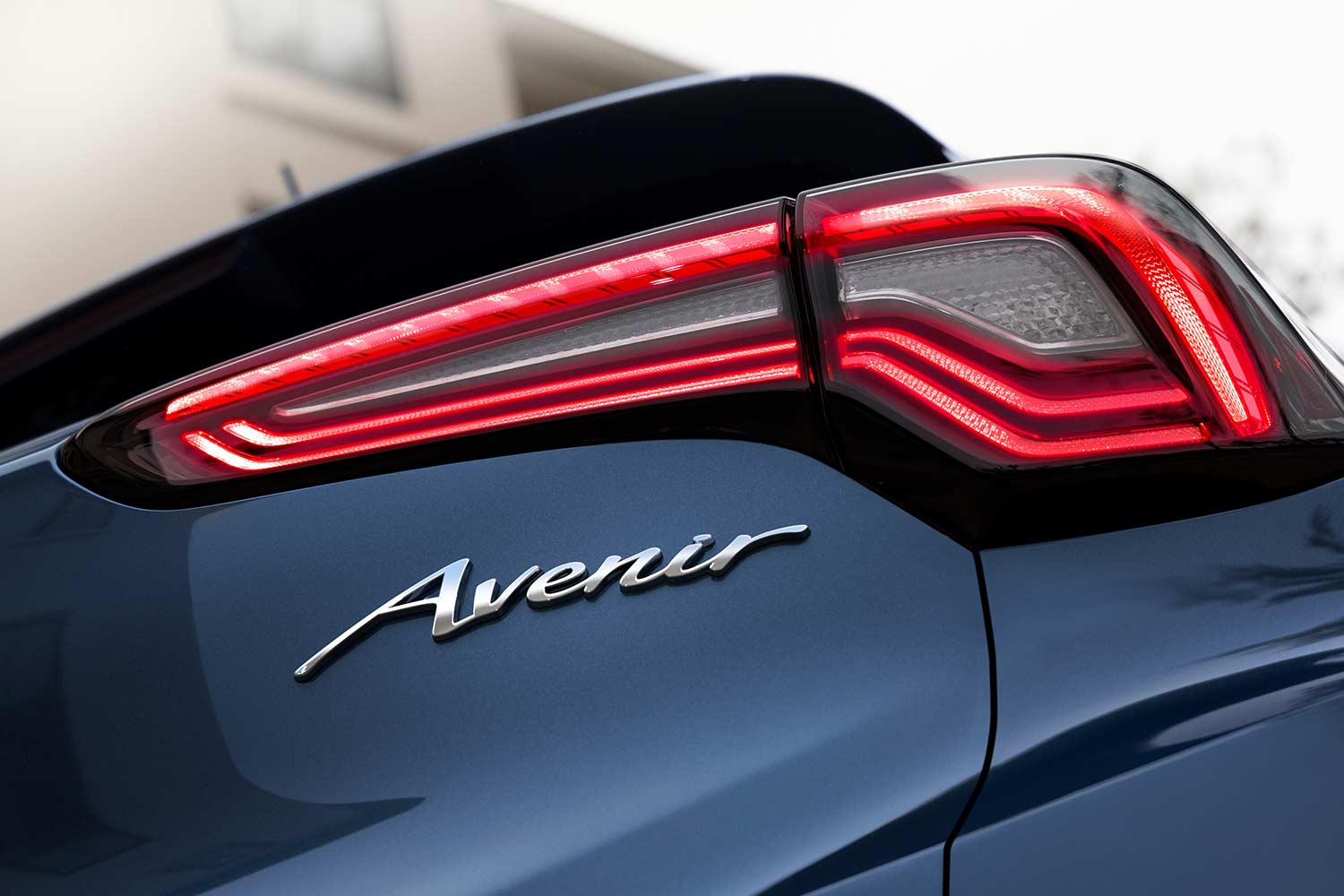 202 Buick Encore GX Avenir Logo