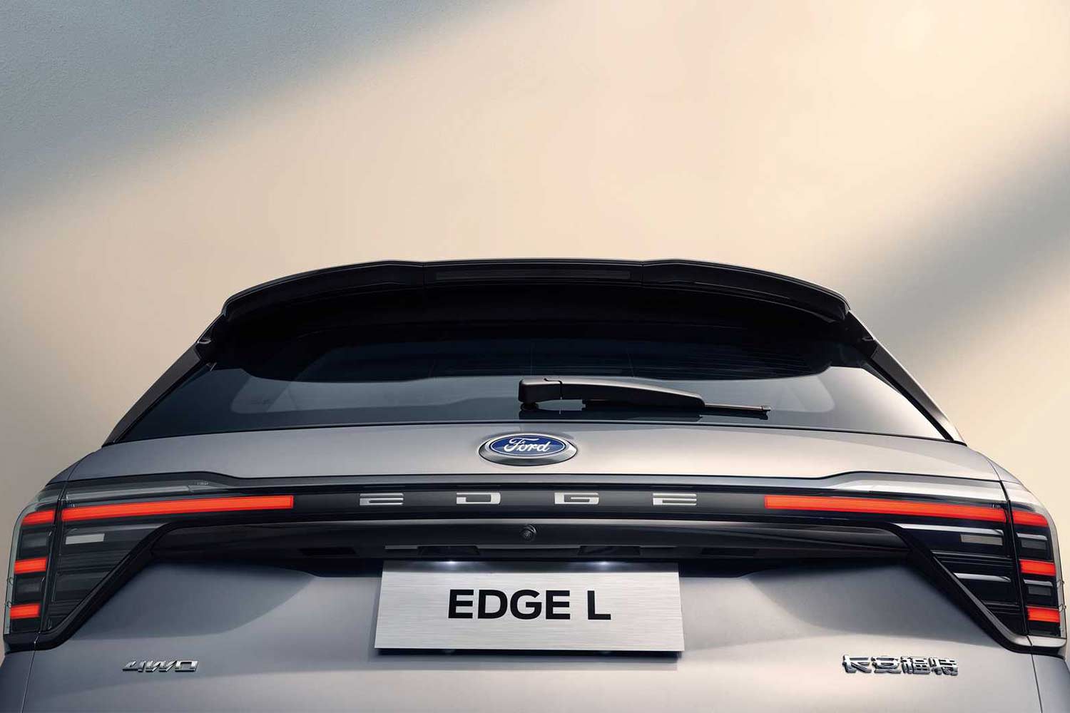 2024 Ford Edge L Rear Look