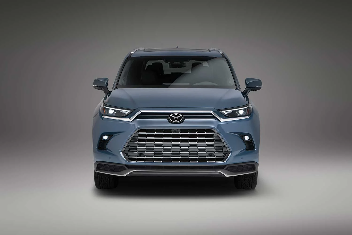 2024 Toyota Grand Highlander Storm Cloud Front