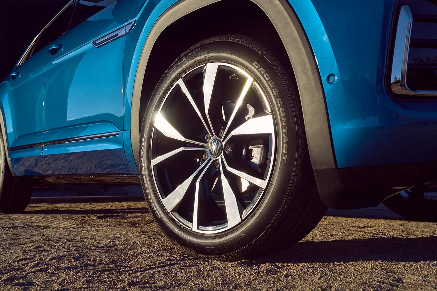 2024 Volkswagen Atlas Cross Sport Alloy Wheel
