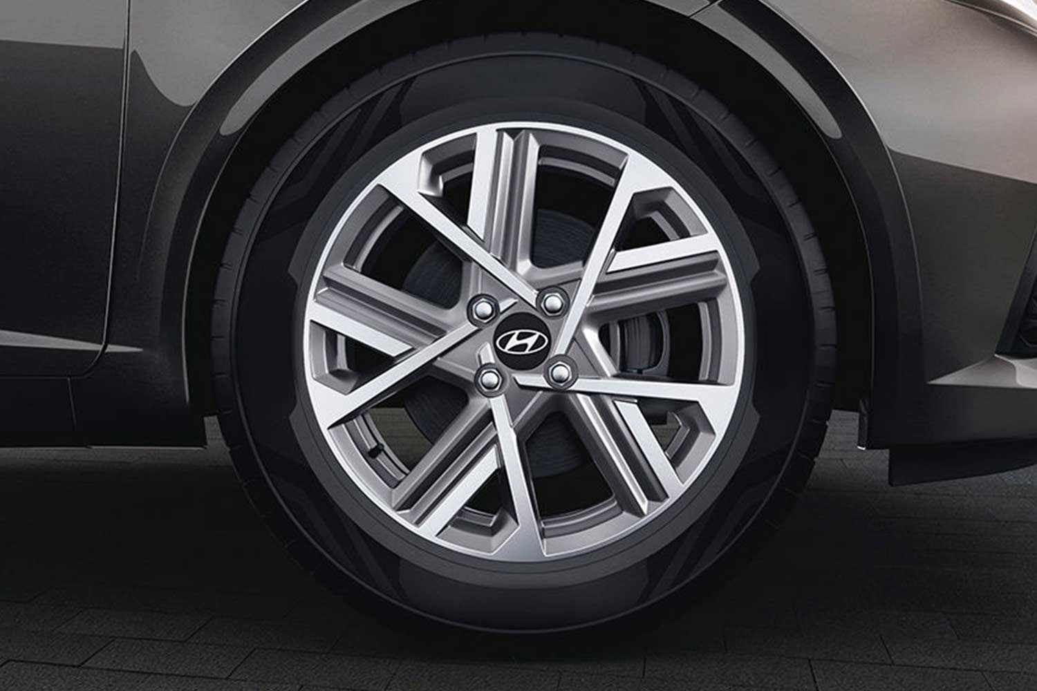 2023 Hyundai Verna Alloy Wheel