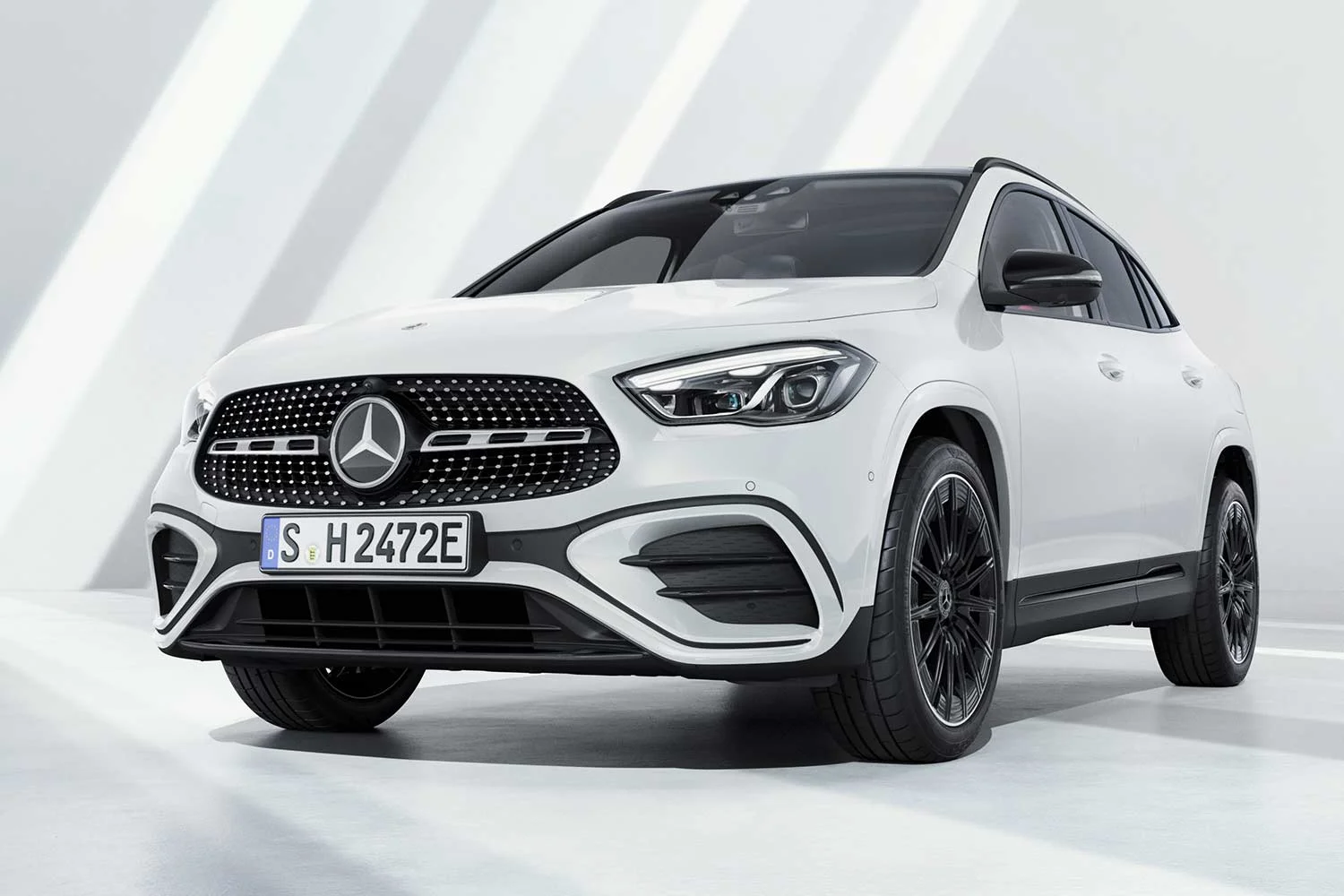 2024 Mercedes Benz GLA Front Left