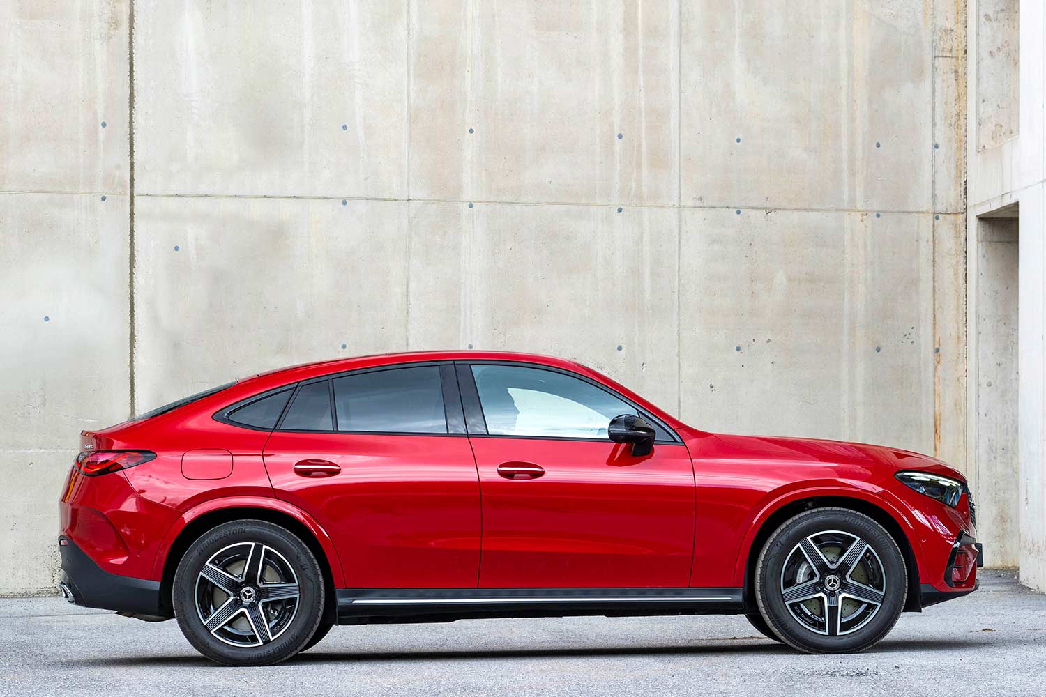 2024 Mercedes Benz GLC Coupe 400 e 4MATIC Right Side