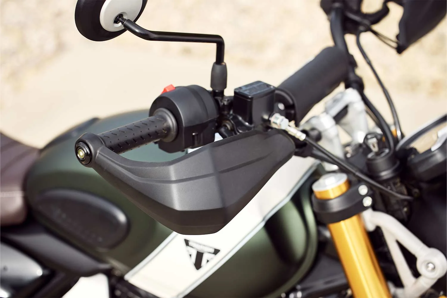 2024 Triumph Scrambler 400X Knuckle Guard