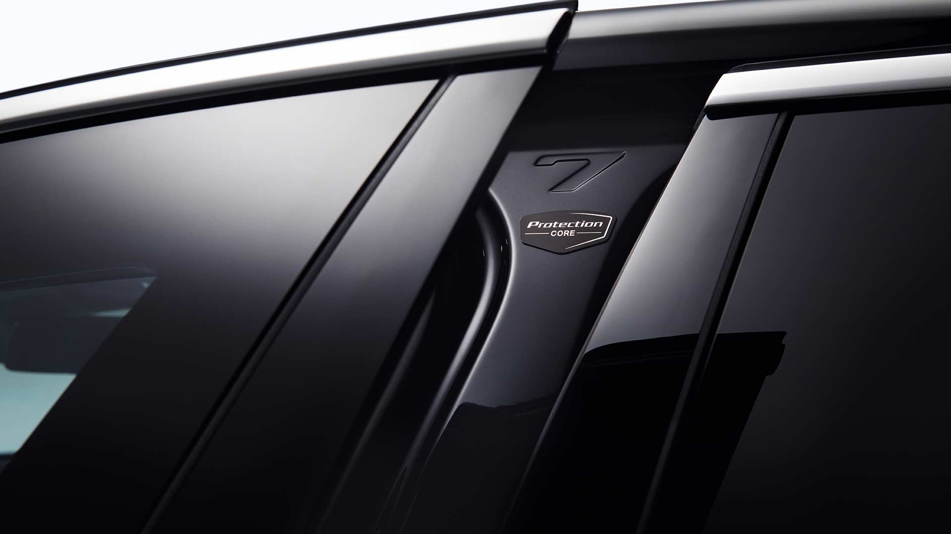 2023 BMW i7 Protection Badge