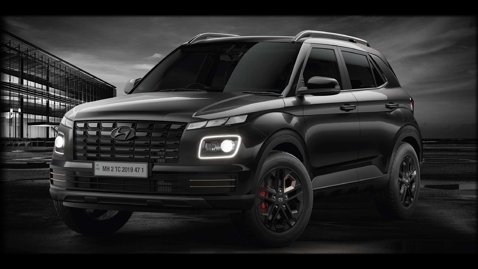 2023 Hyundai Venue Knight Edition Front Quarter
