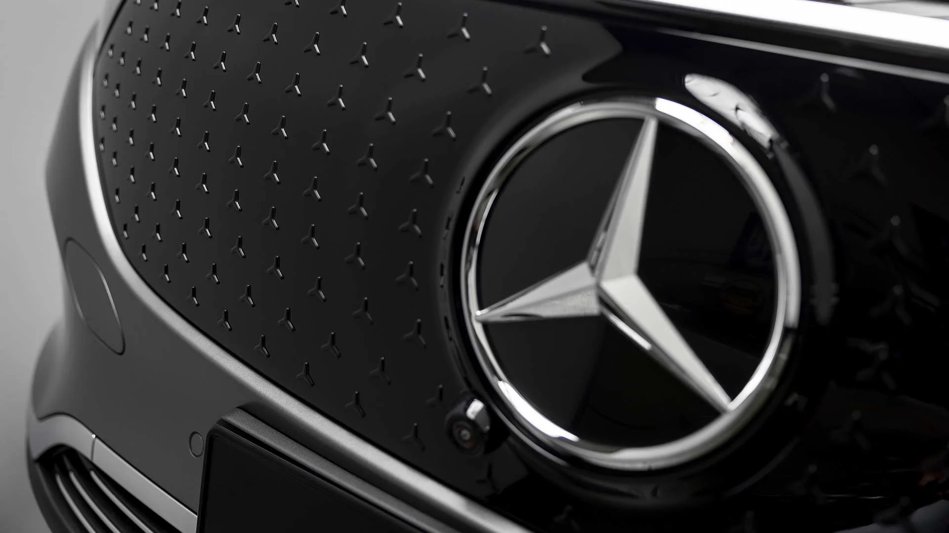 2024 Mercedes Benz EQA Grill