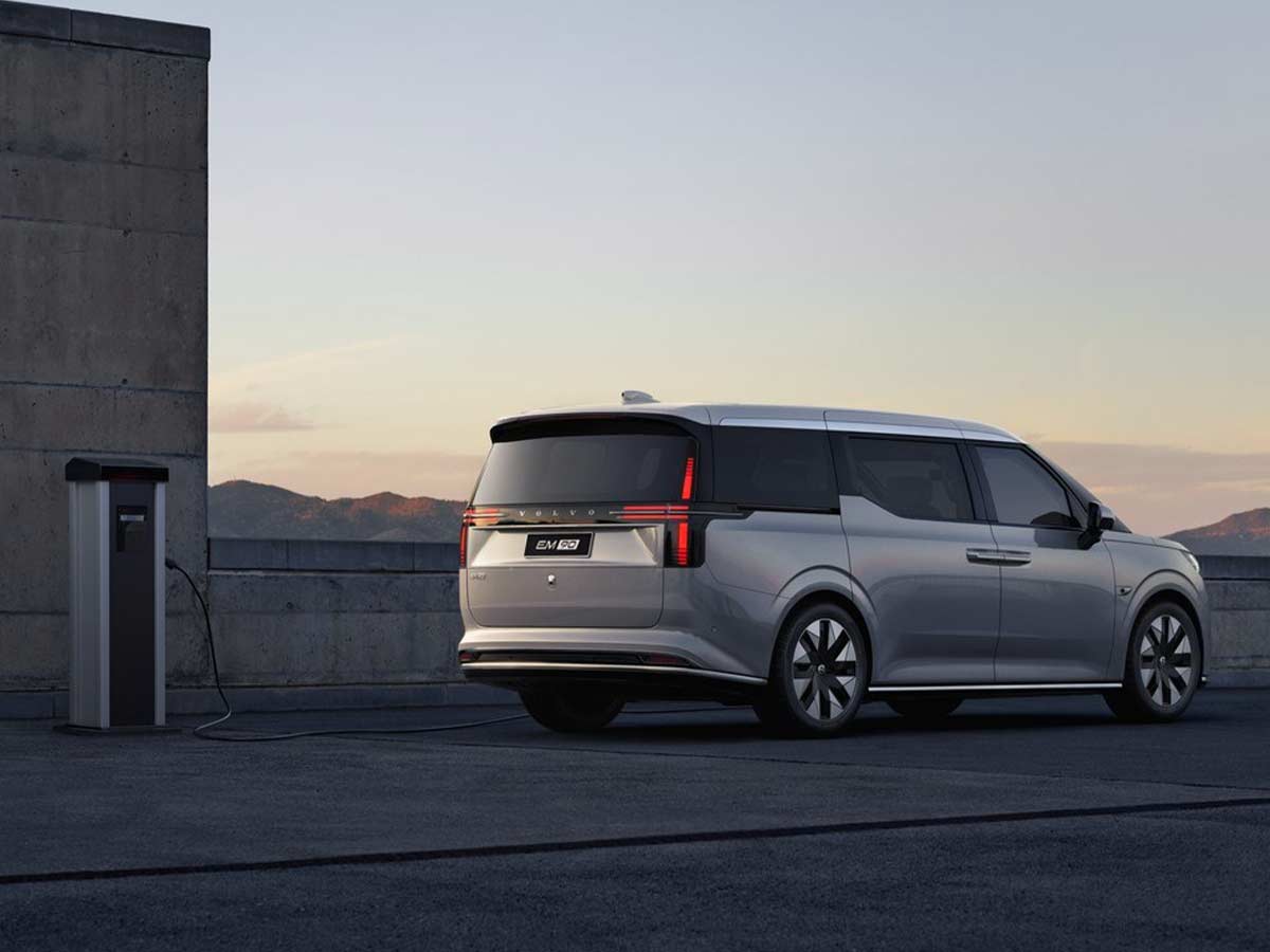 2024 Volvo EM90 Electric MPV Charging Rear Quarter View
