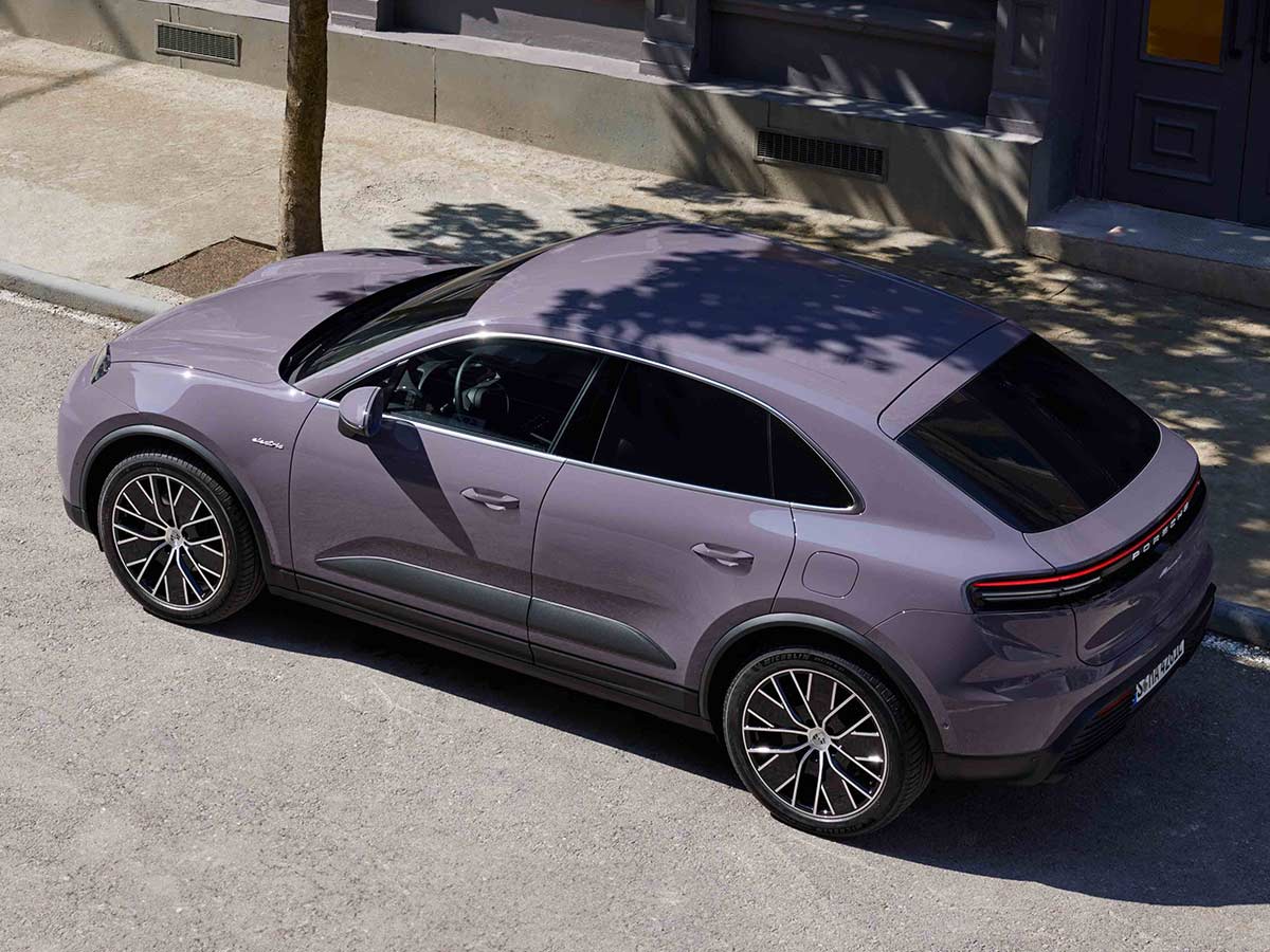 2024 Porsche Macan 4 Top View