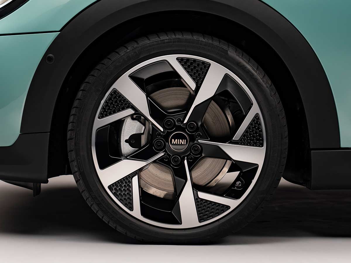 2024 Mini Cooper S Alloy Wheel