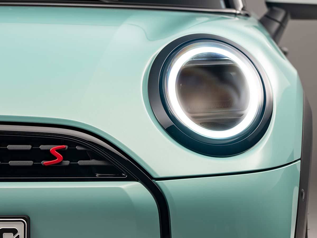 2024 Mini Cooper S Headlamp DRL
