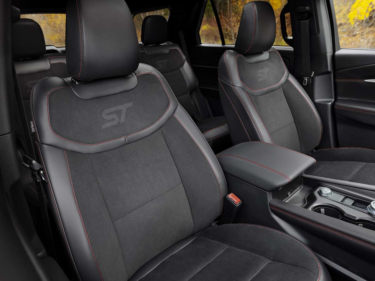 2025 Ford Explorer ST Seats