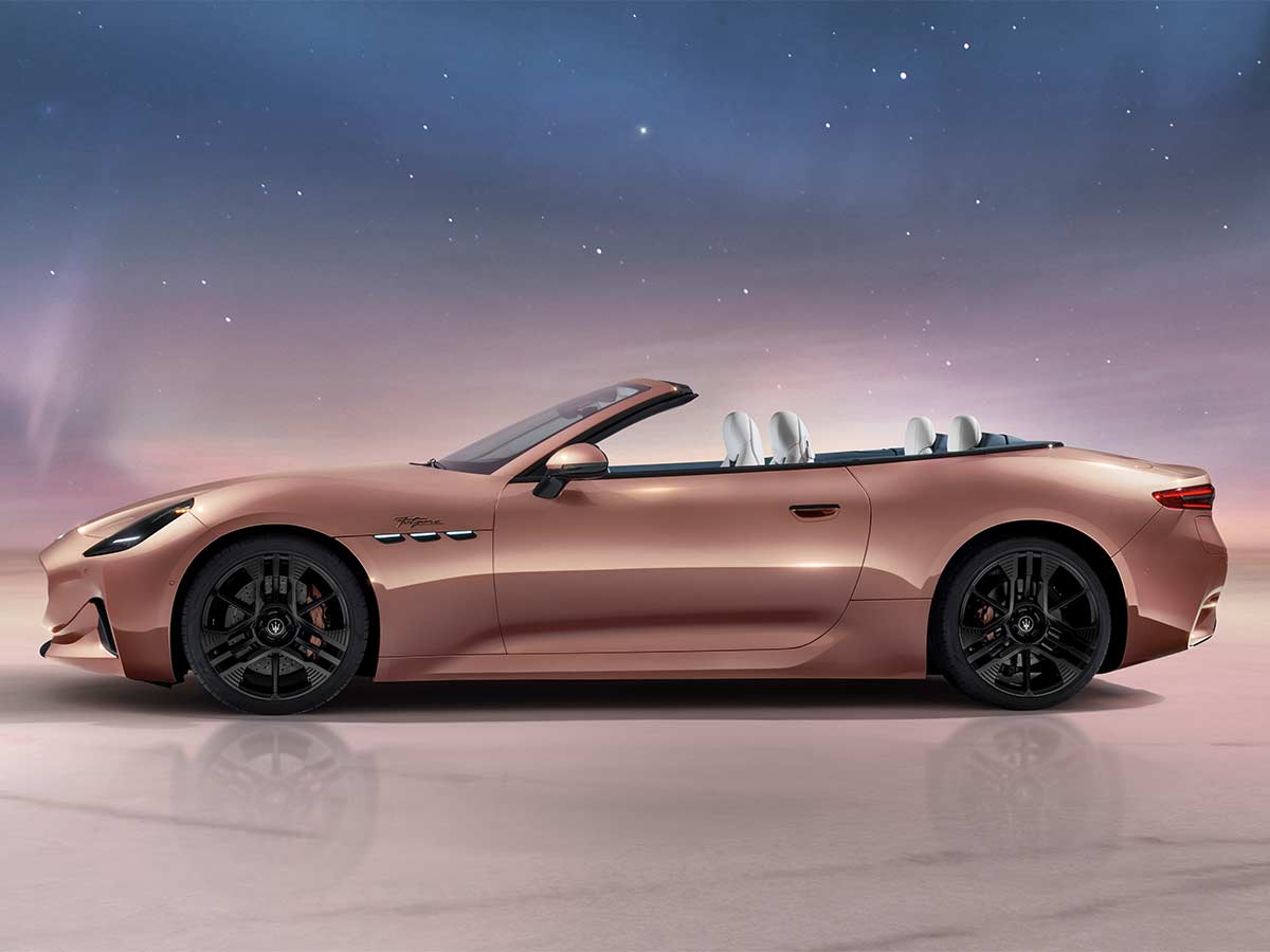 2024 Maserati GranCabrio Folgore Side