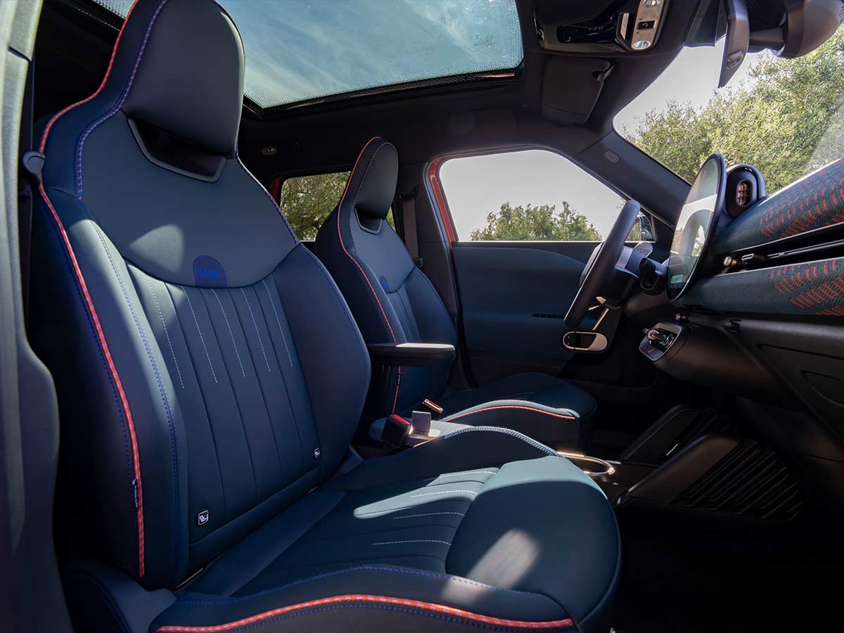 2024 Mini Aceman Electric Crossover SUV Front Seats