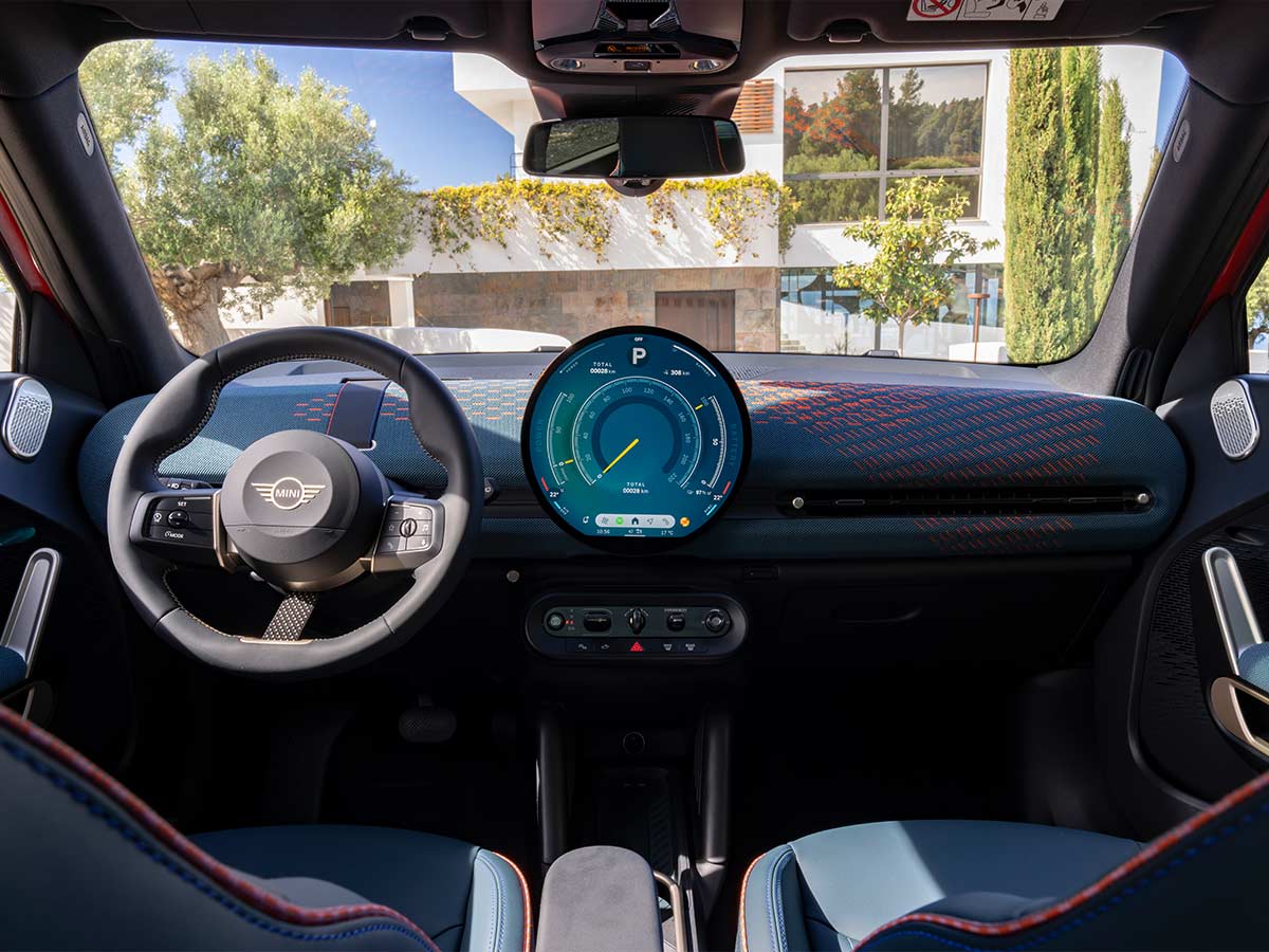 2024 Mini Aceman Electric Crossover SUV Interior Dashboard