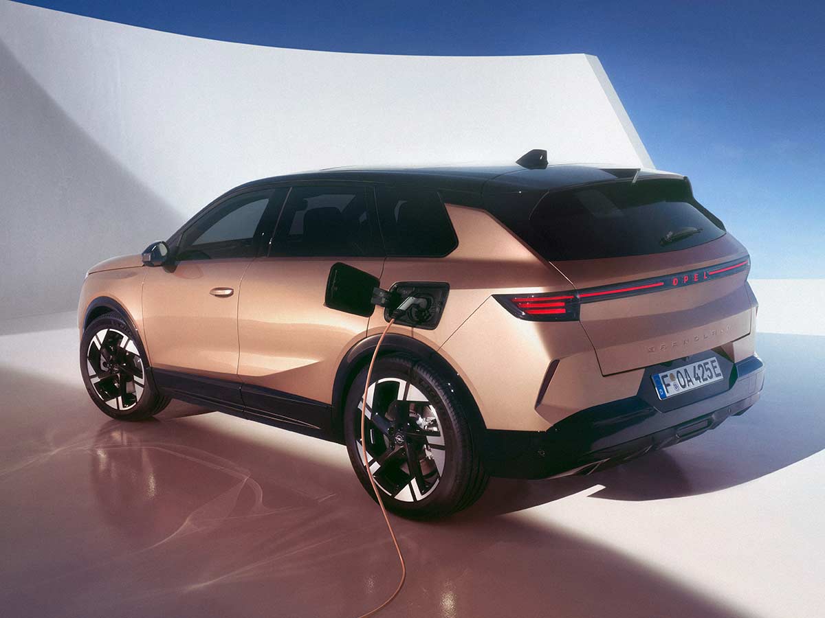 2024 Opel Grandland Electric SUV Rear Quarter Charging