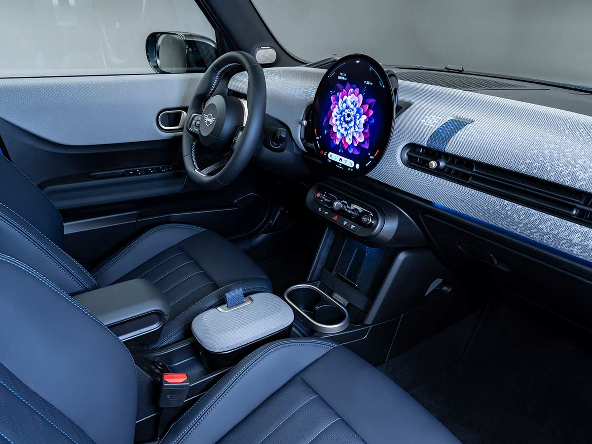 2024 MINI Cooper 5 Door Interior