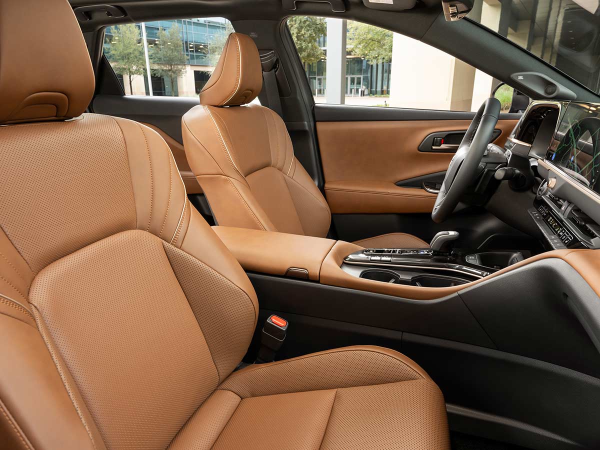 2025 Toyota Crown Signia Limited Front Seats