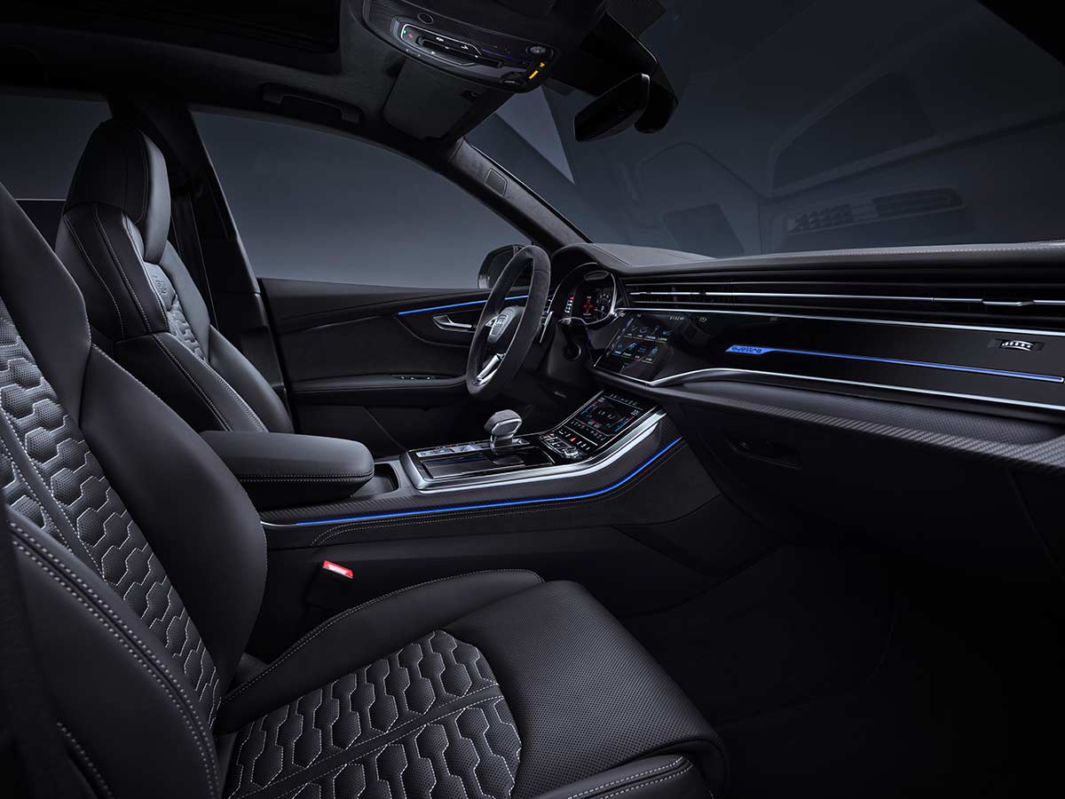 2024 Audi RS Q8 Seats