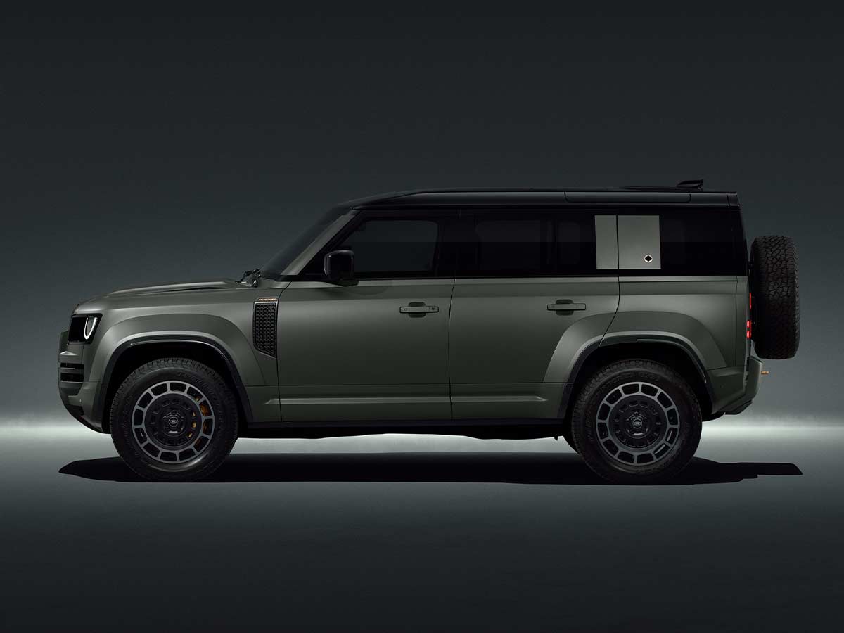 2024 Land Rover Defender Octa Faroe Green Side