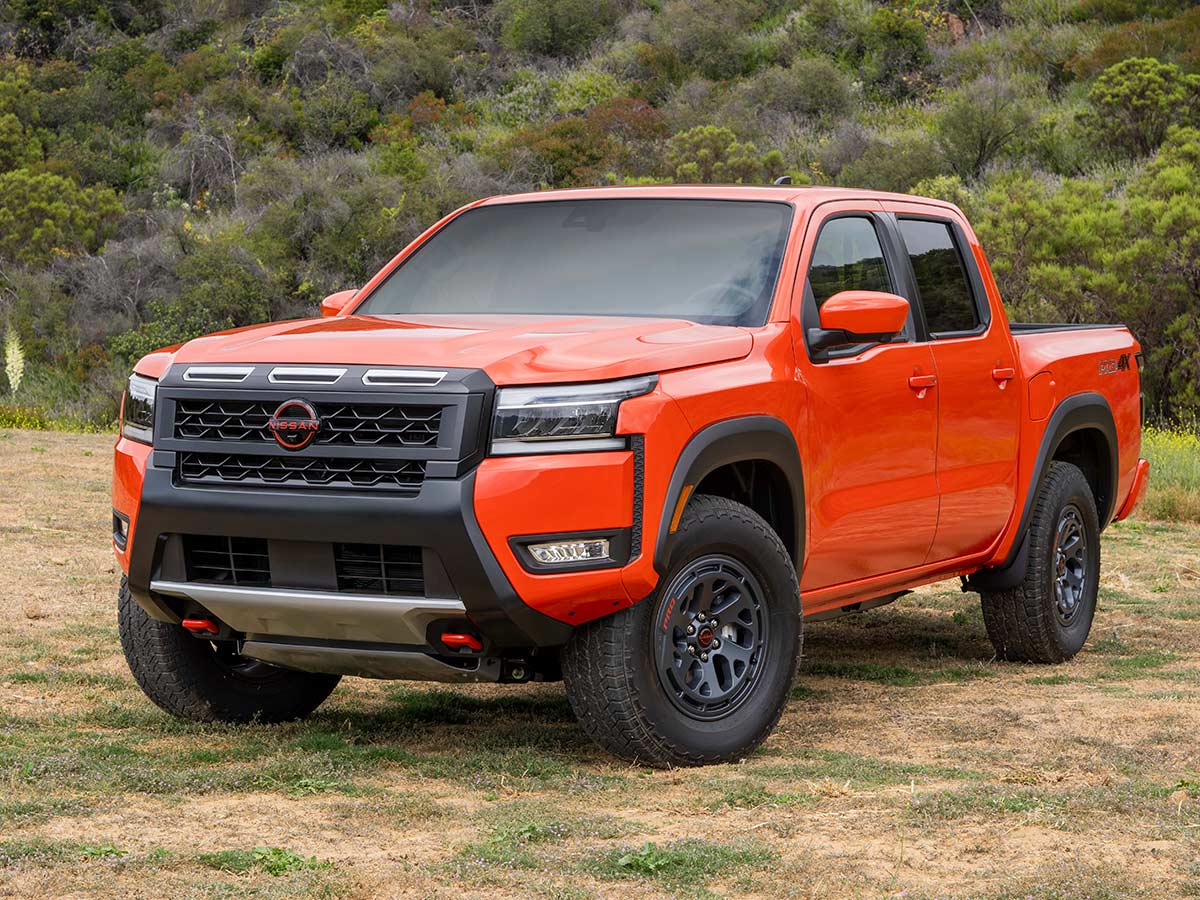 2025 Nissan Frontier Front Quarter