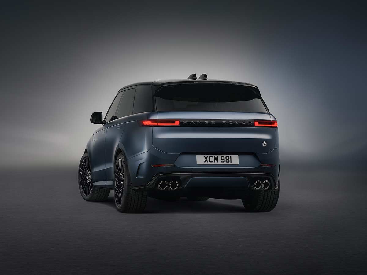 Range Rover Sport SV Edition Two 2024 Rear Quarter