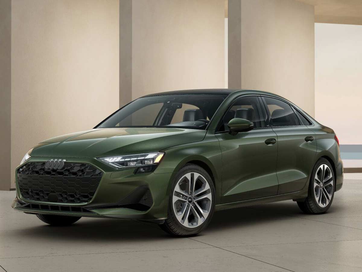 2025 Audi A3 District Green metallic
