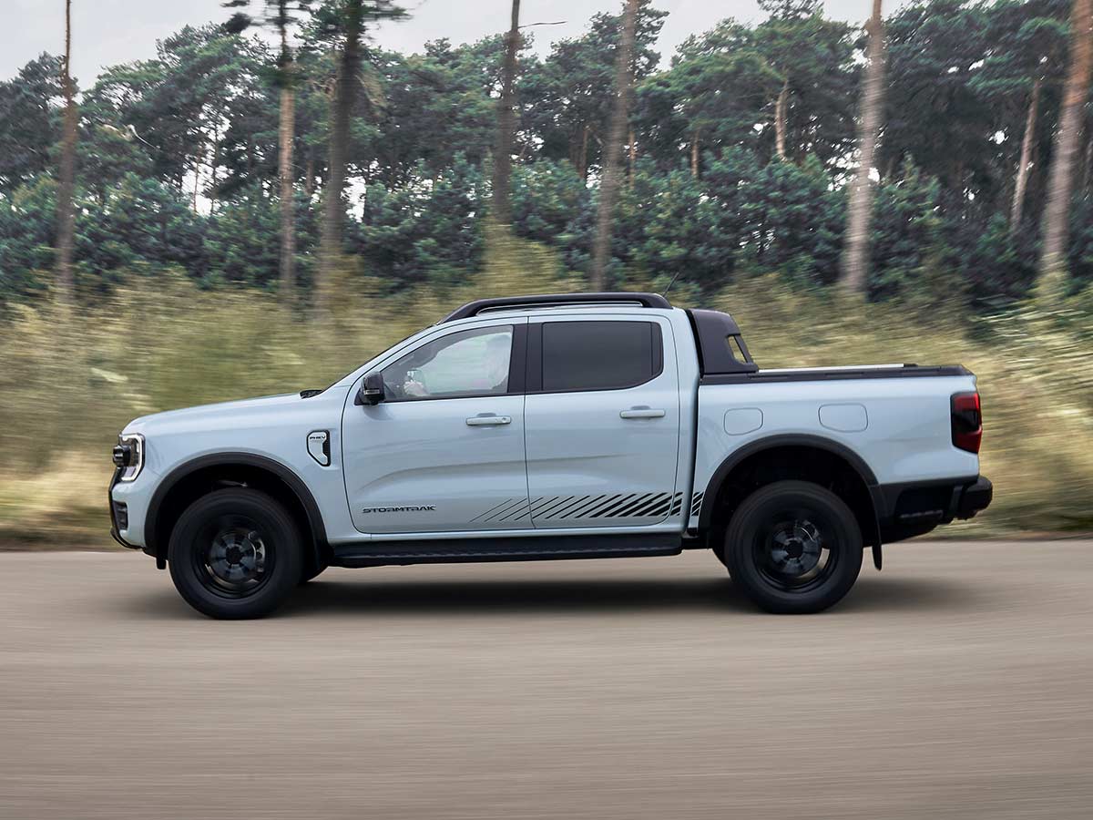 2025 Ford Ranger PHEV Stormtrak Side