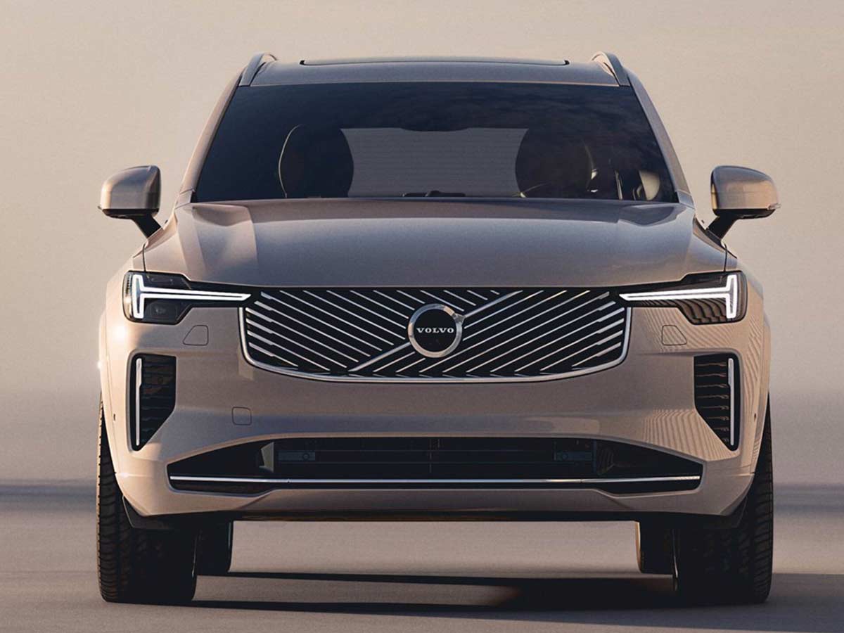 2025 Volvo XC90 Front View