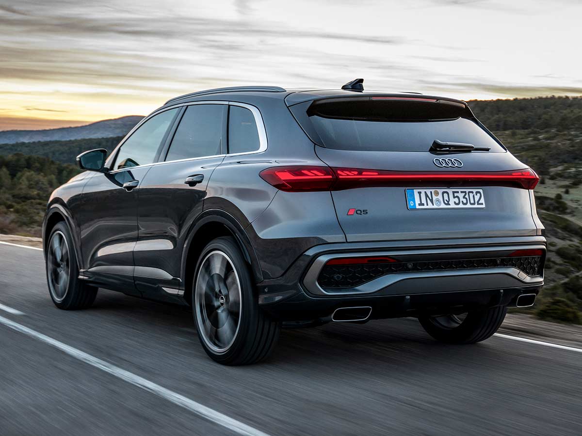 New Audi Q5 SUV 2025 Range Mileage