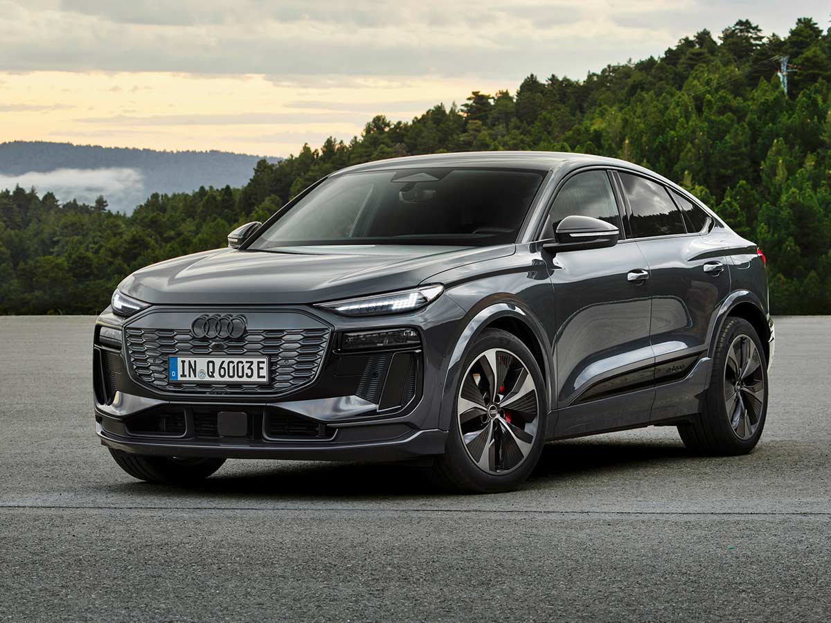 2025 Audi Q6 Sportback e tron Front Quarter
