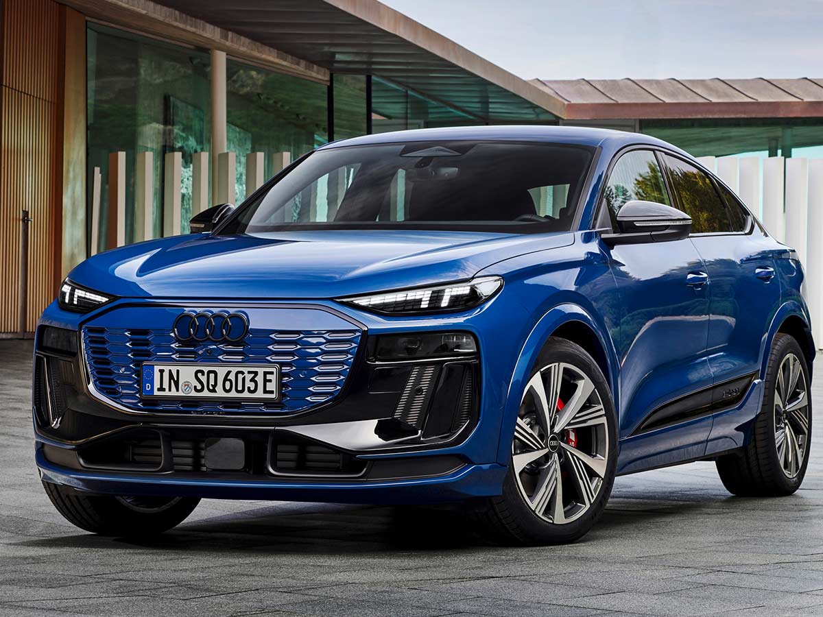 2025 Audi SQ6 Sportback e tron Front Quarter
