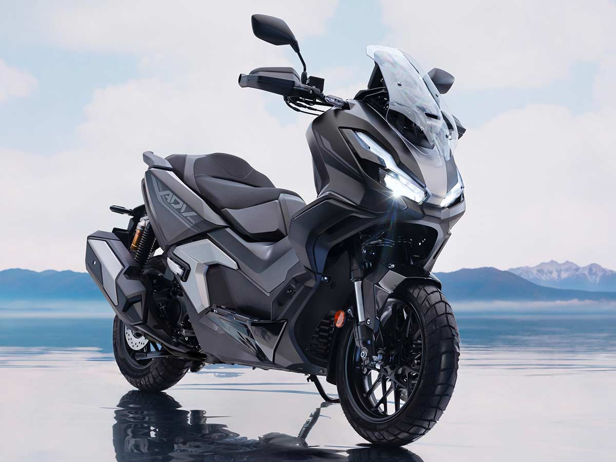 2025 Honda ADV350 Front Quarter View