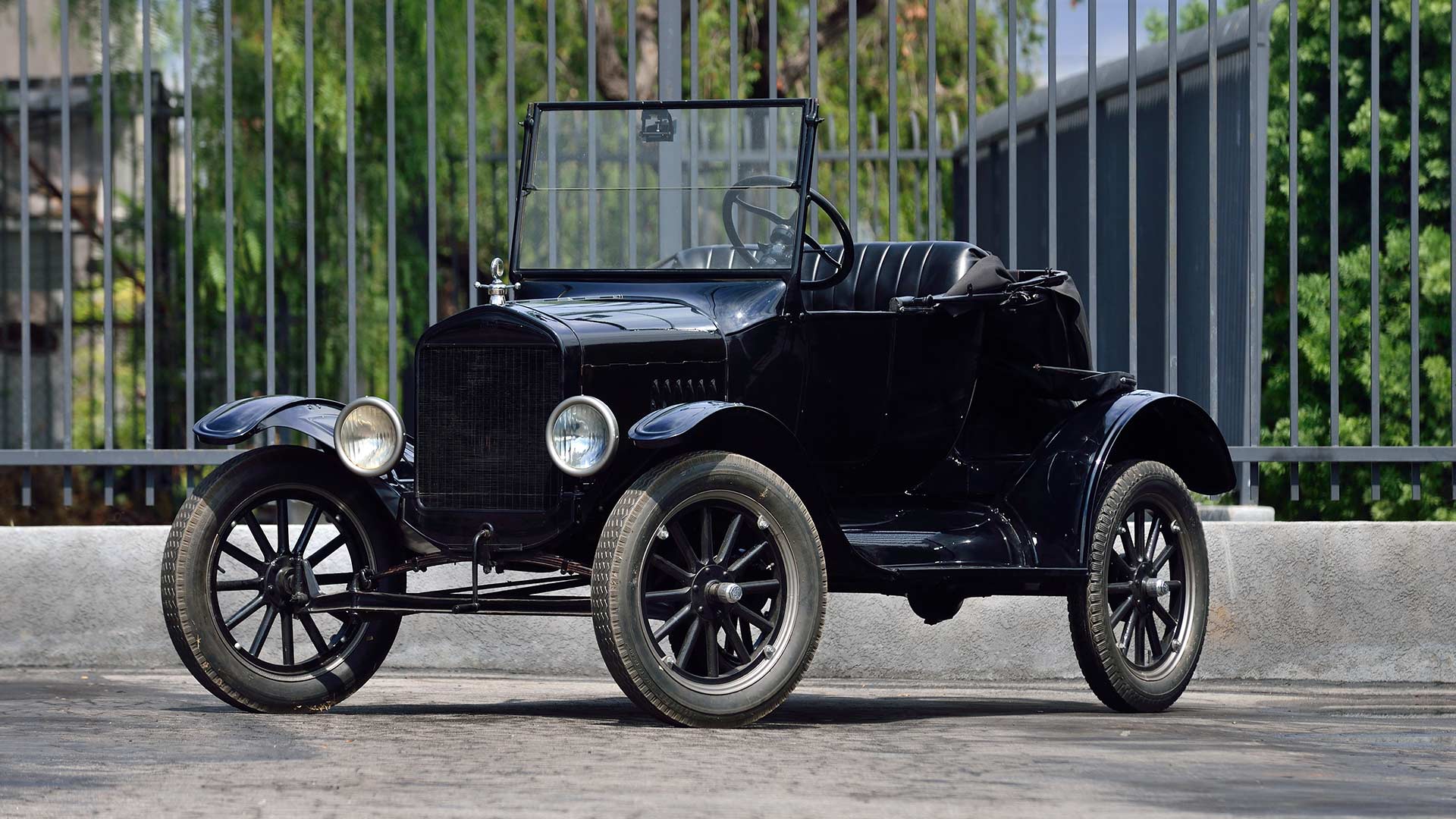 1925 Ford Model T Runabout