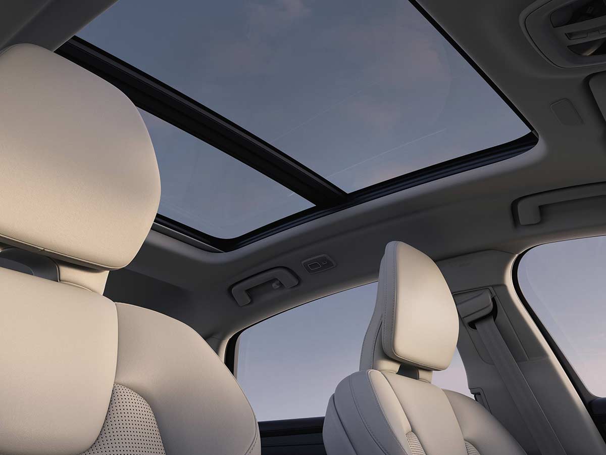 2025 Volvo S90 Sunroof