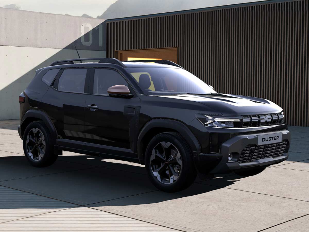 2025 Dacia Duster Extreme Hybrid Pearl Black