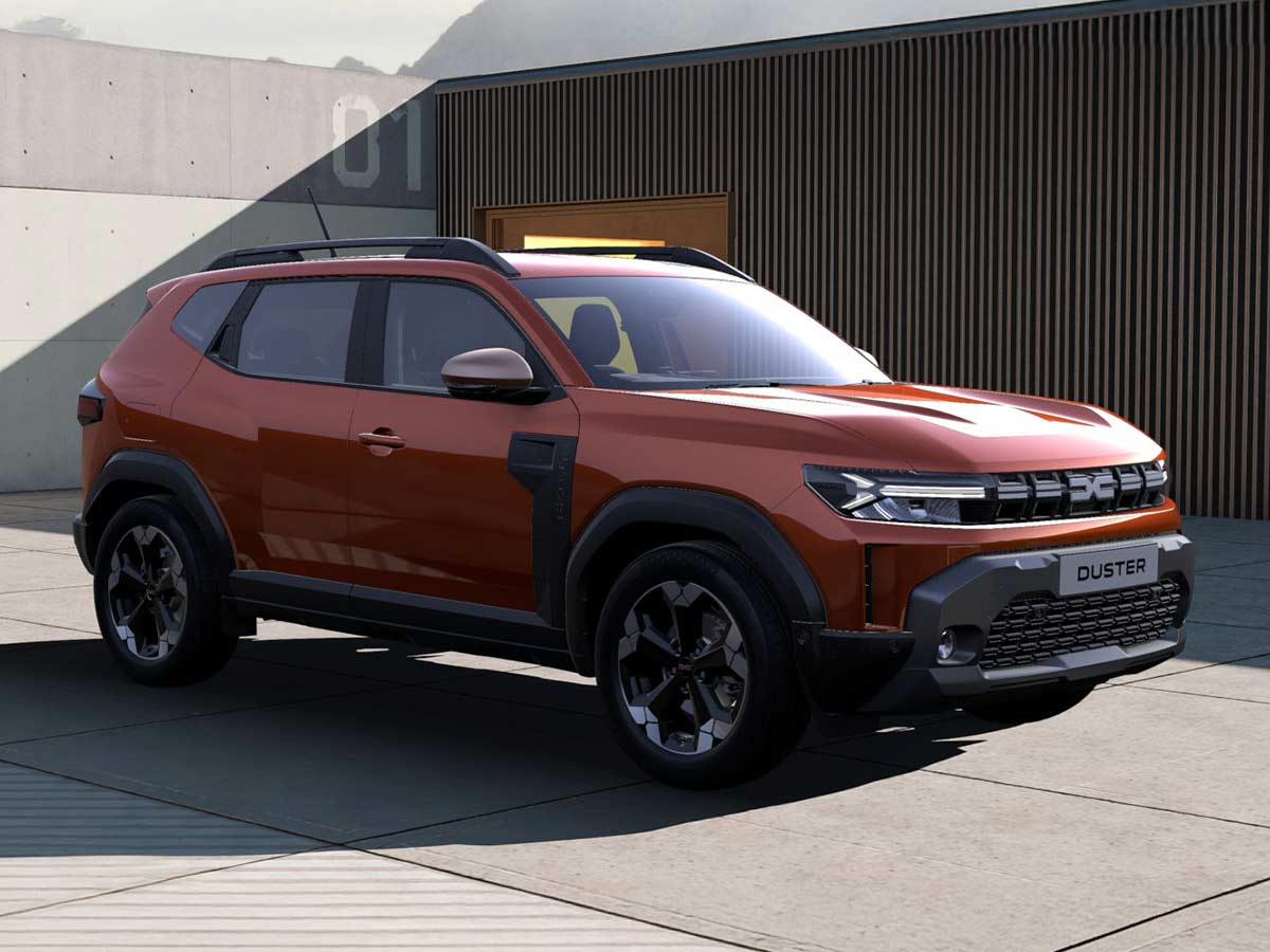 2025 Dacia Duster Extreme Hybrid Terracotta
