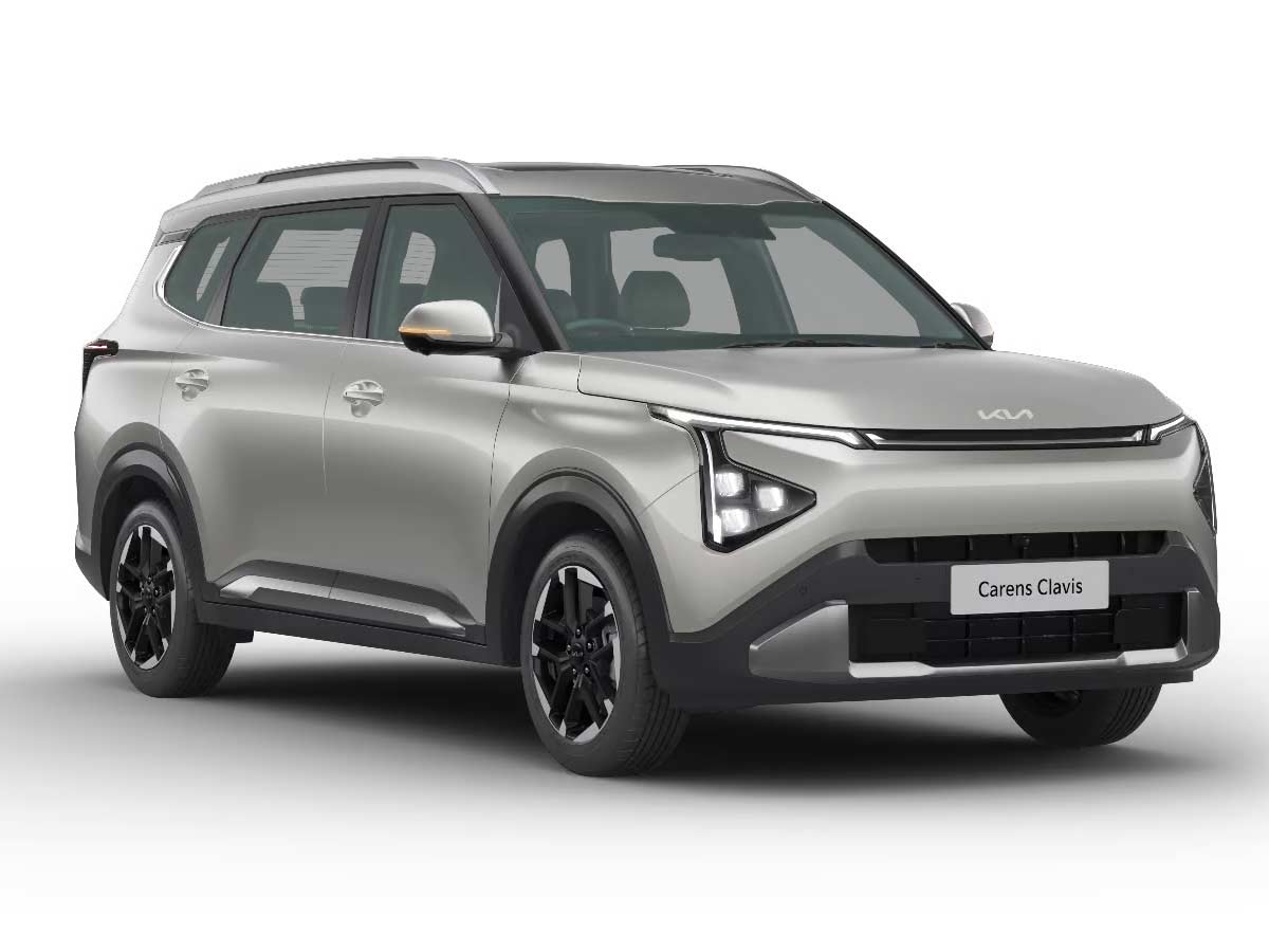 2025 Kia Carens Clavis Front Quarter View