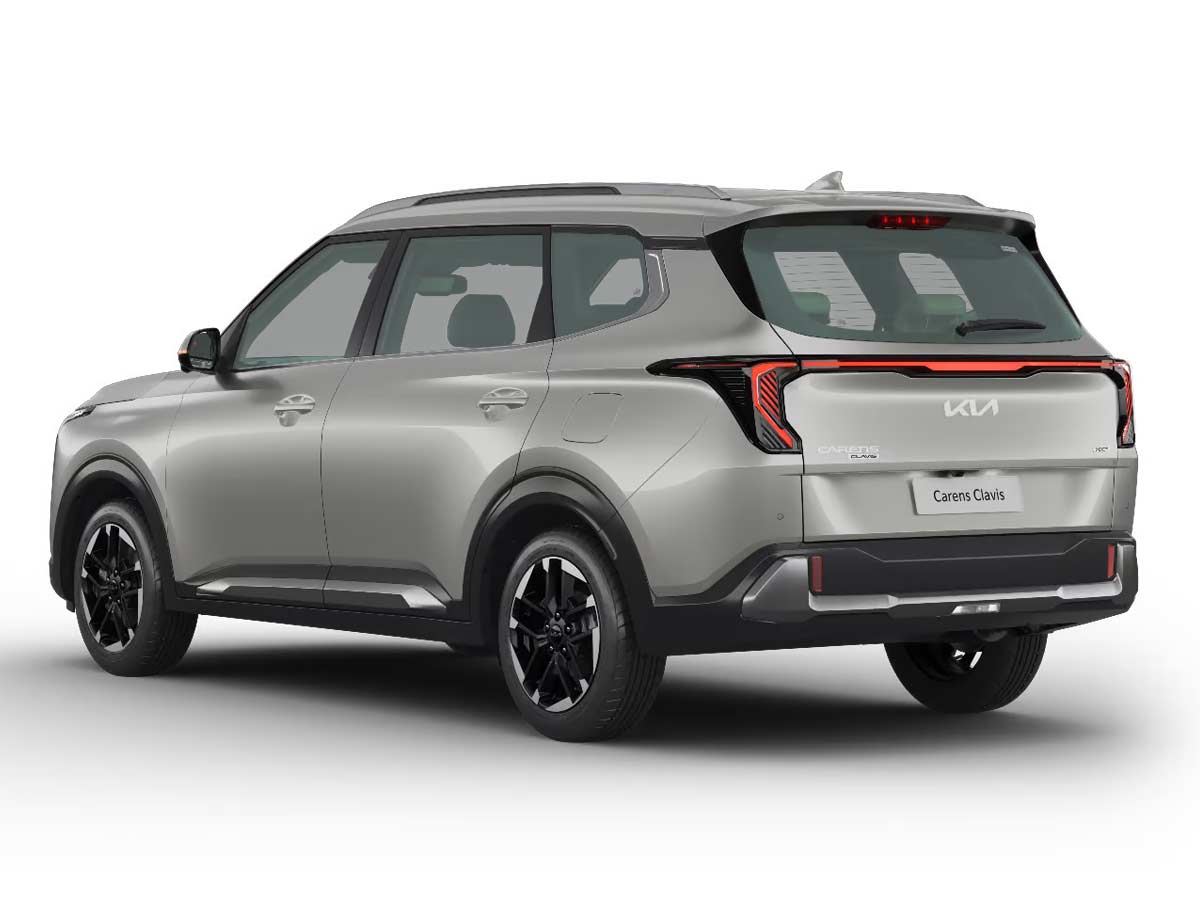 2025 Kia Carens Clavis Rear Quarter View