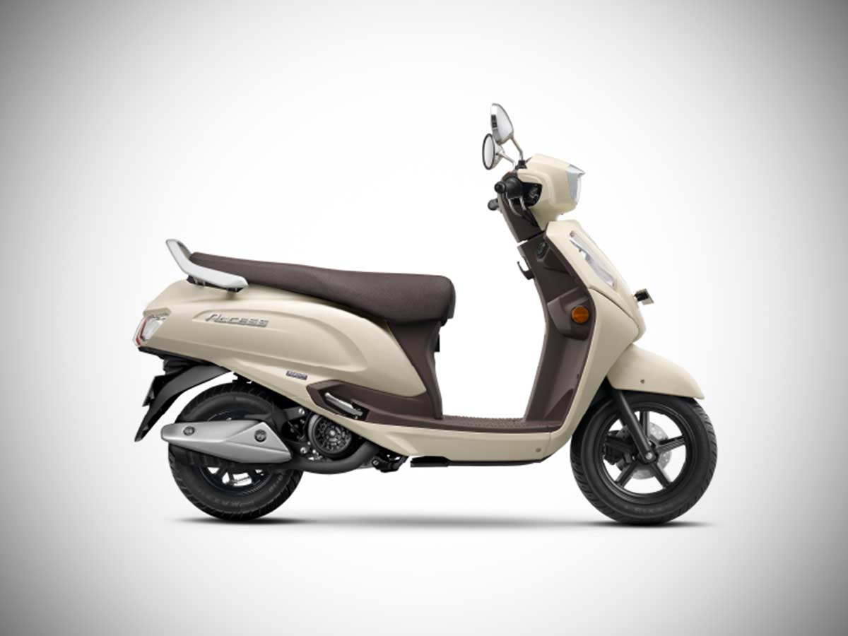 2025 Suzuki Access Pearl Grace White Ride Connect TFT Edition