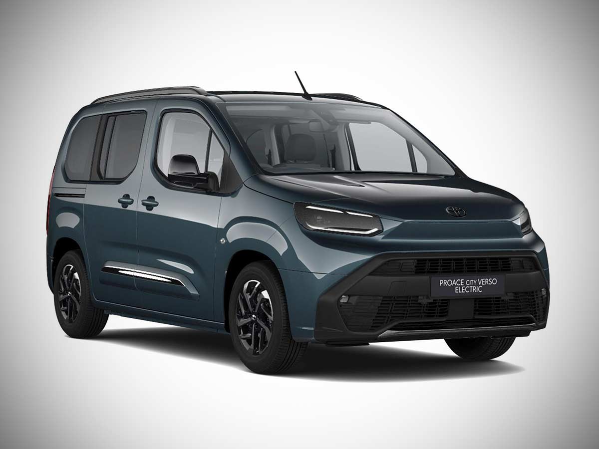 2025 Toyota Proace City Verso EV Aquamarine