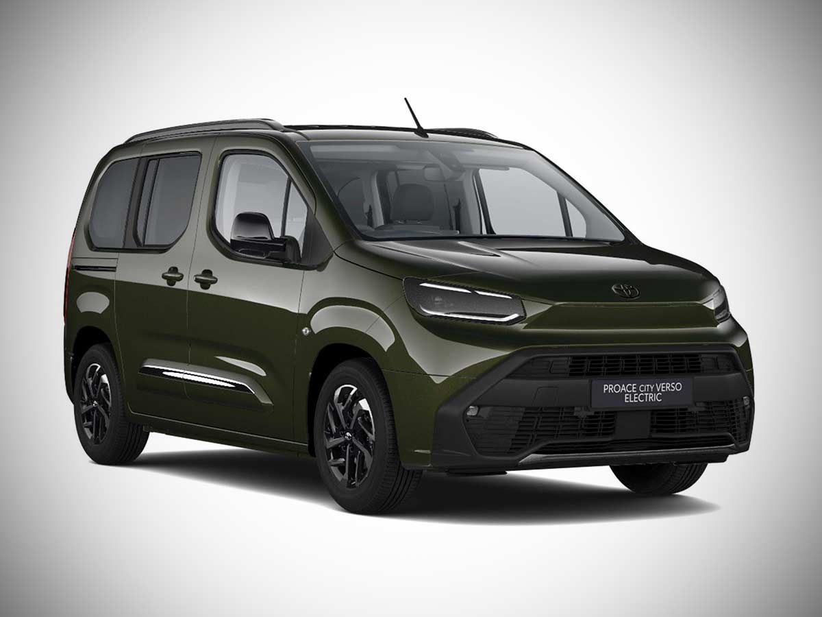 2025 Toyota Proace City Verso EV Backpacker Khaki