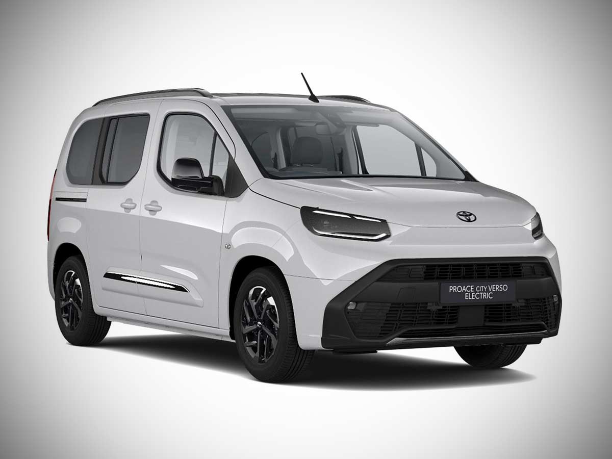 2025 Toyota Proace City Verso EV Icy White