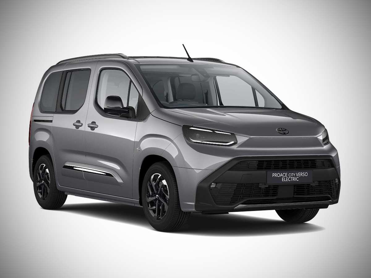 2025 Toyota Proace City Verso EV Silver Shadow