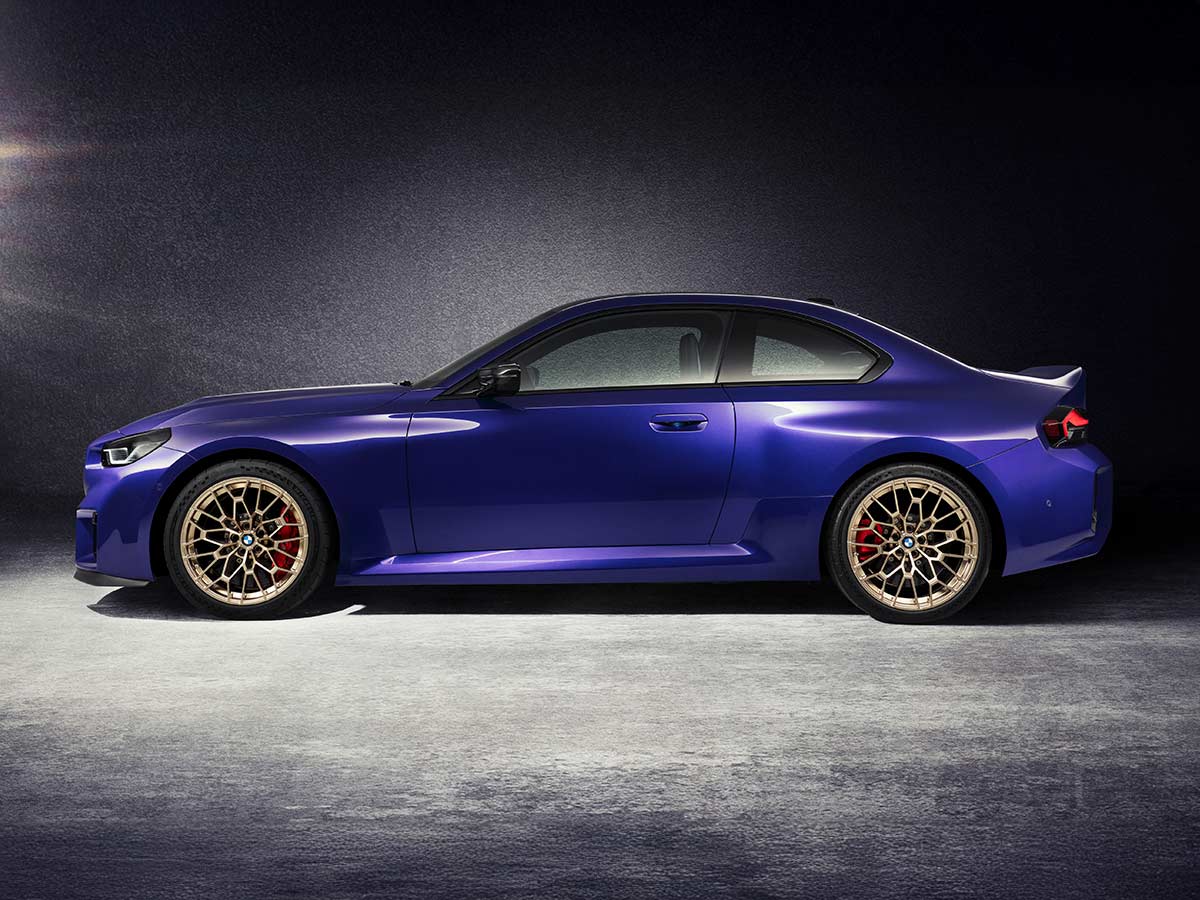 BMW M2 CS 2025 Velvet Blue Side