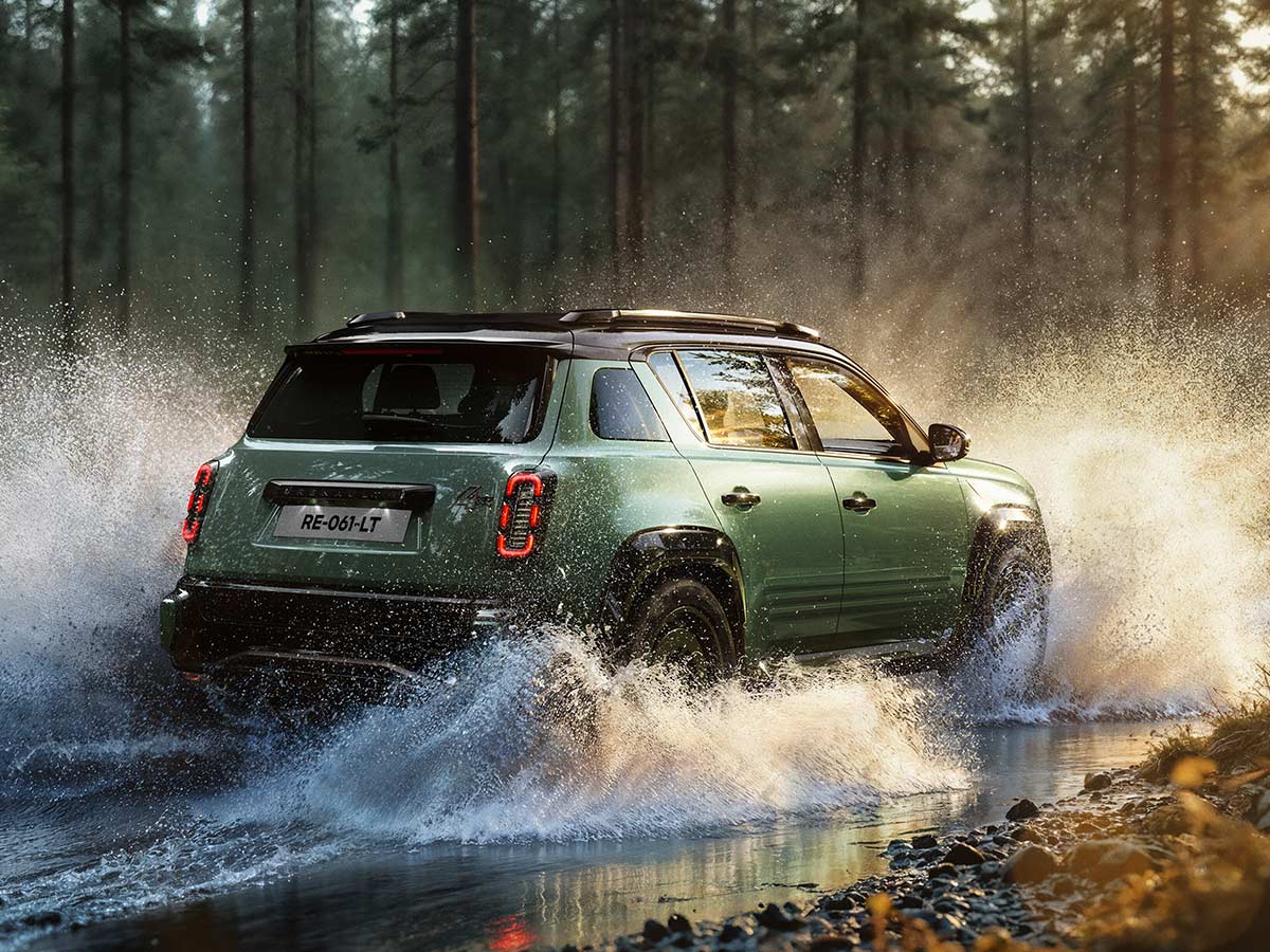 Renault 4 Savane 4x4 Concept Offroad Rear 2025