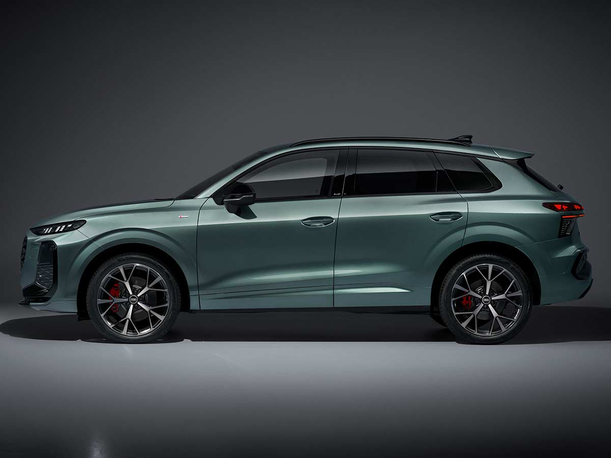 2025 Audi Q3 SUV Side
