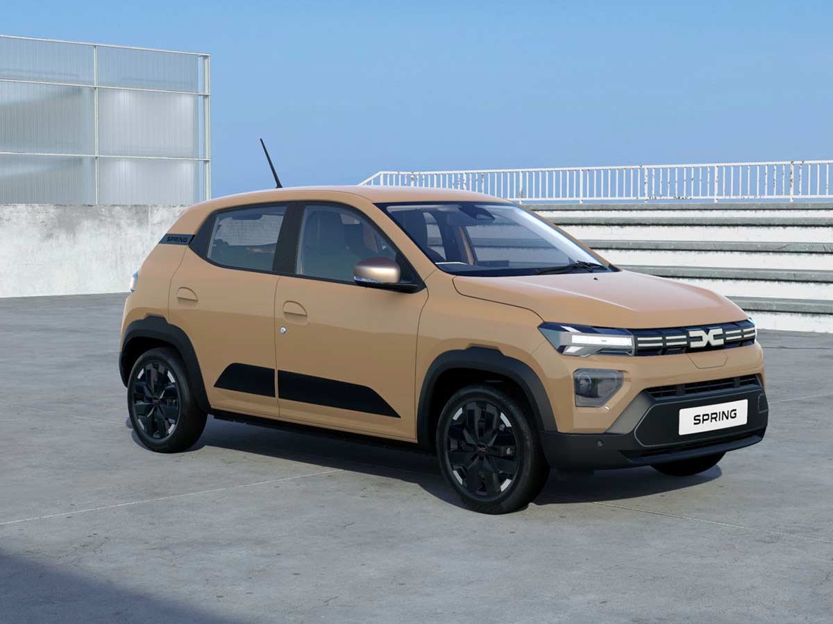 2025 Dacia Spring Electric Extreme Safari Beige Front