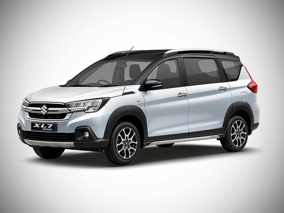 2025 Suzuki XL7 Hybrid Pearl Snow White with Cool Black Metallic